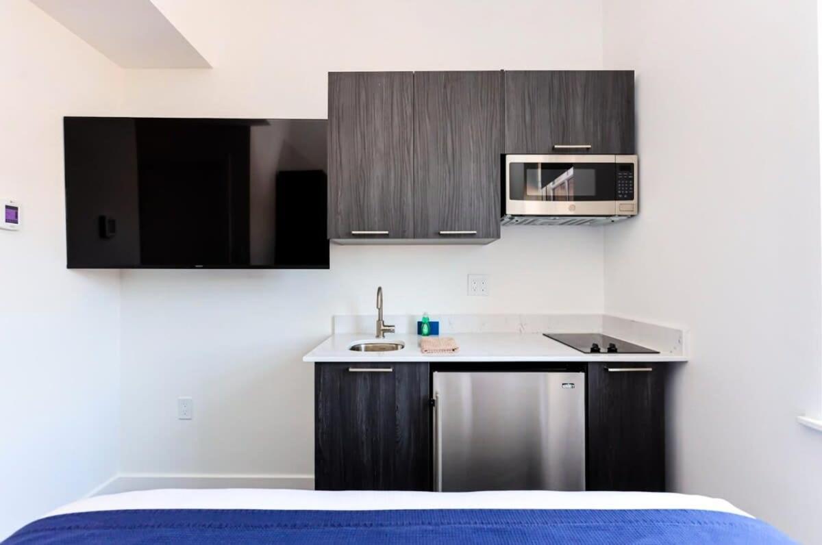 Modern In Historic - Unit #402 Appartement